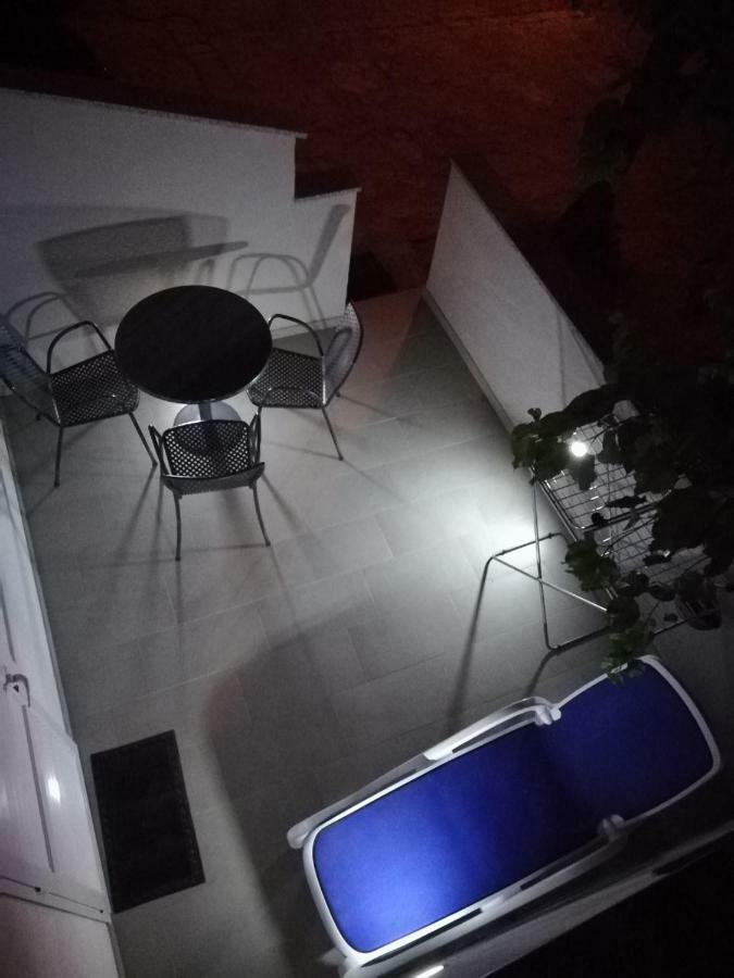Apartmani Dina Makarska Esterno foto
